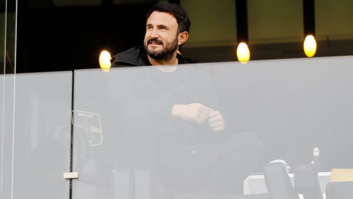 Στα αποδυτήρια ο Καρυπίδης - Κουβέντα με Χιμένεθ - Τι ζήτησε ο Ισπανός