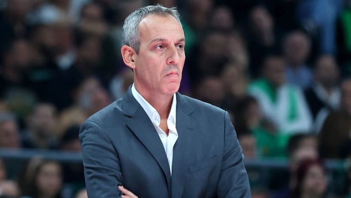 Φεύγει ο Κάτας - Γίνεται… ελληνικός ο πάγκος της Μακάμπι