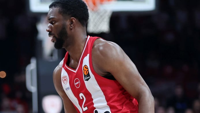 Η “ερυθρόλευκη” στήριξη σε Έβανς - “Ποτέ μην χάνεις την ελπίδα σου” (Vid)