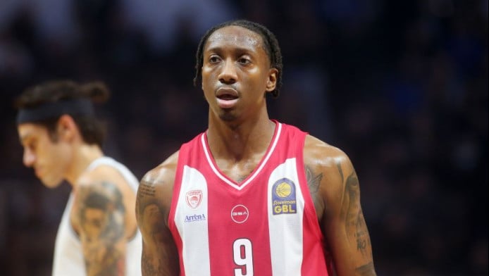 "Αέρας" ο Ολυμπιακός - Πέρασε από την έδρα του ΠΑΟΚ με σούπερ Λι (vid)