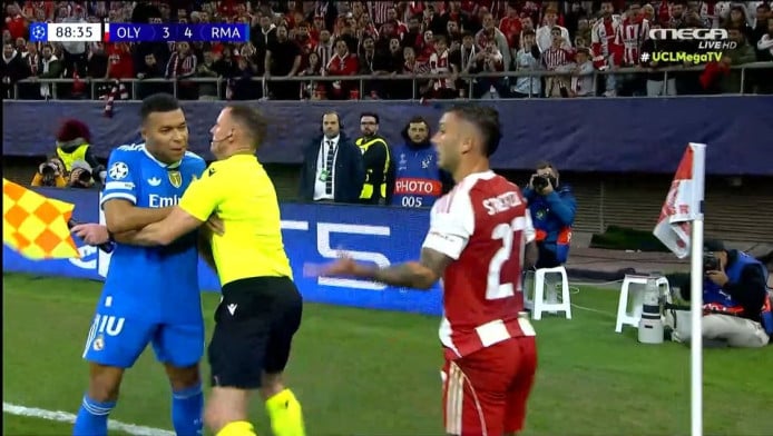 Ο Εμπαπέ "αρπάχτηκε" με τον Στρεφέτσα! (ΒΙΝΤΕΟ)