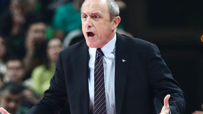 Στο πλευρό του Έβανς ο Μεσίνα-"Σε κατάσταση έκτακτης ανάγκης για Ολυμπιακό"