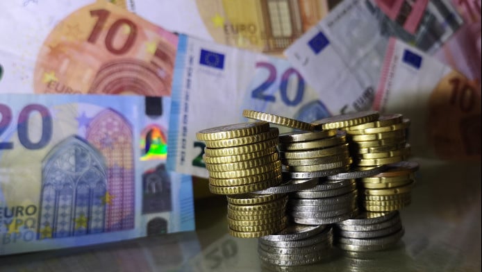 "Σκάει" επίδομα 1.000 ευρώ: Οι δικαιούχοι το εισπράττουν με μία αίτηση!