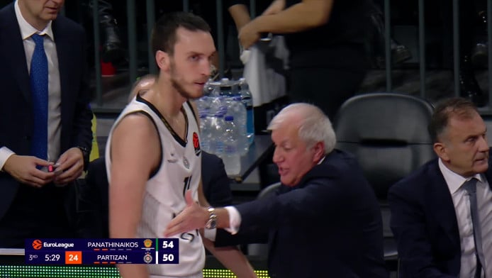 Σφοδρή διαμάχη μεταξύ Ζοτς και Ποκουσέφσκι: Δείτε το βίντεο!