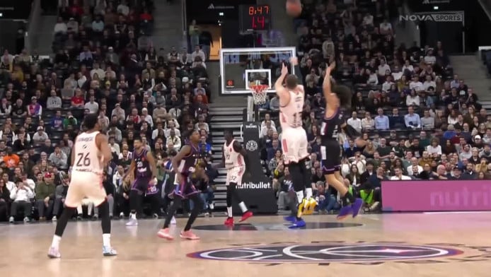 Το... τρελό τρίποντο του Ομπστ (BINTEO)