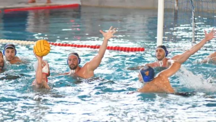 Σοβαρό περιστατικό βίας σε αγώνα πόλο στην Πάτρα! Γρονθοκοπήθηκε αθλητής