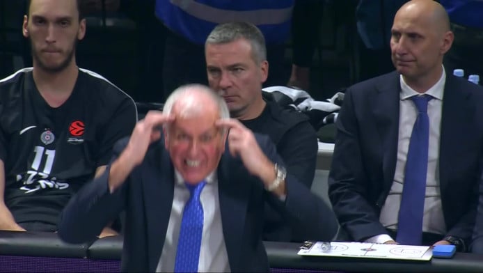 Ο... μαθητής Γιασικεβίτσιους νίκησε τον... δάσκαλο Ζοτς στο σπίτι του (HL)