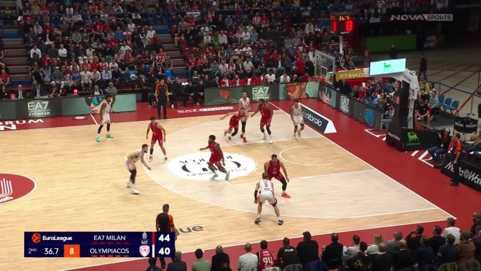 Τι κάνει ο Πίτερς! Τρίποντο από τα 10 μέτρα κόντρα στο Μιλάνο (vid)