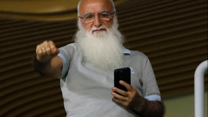 Κόλπο γκρόσο Σαββίδη - Ρίχνει 270 εκατομμύρια