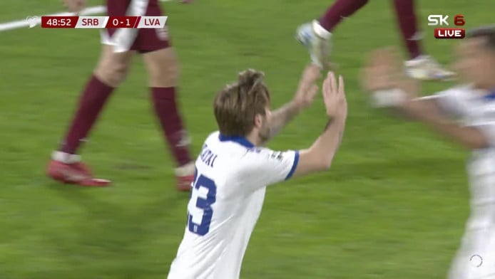 Ο Ζίβκοβιτς οδήγησε τη Σερβία σε ανατροπή με δύο ασίστ (ΒΙΝΤΕΟ)