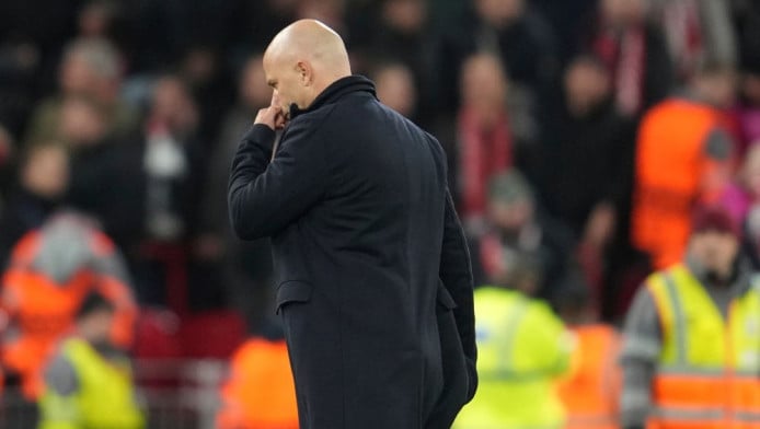 Στα… σχοινιά ο Σλοτ - Τελεσίγραφο και κίνδυνος απόλυσης