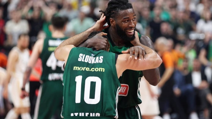 Το σχόλιο Πετρίδη για την ανανέωση Σλούκα - "Μετράμε αντίστροφα για Λεσόρ"