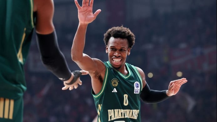 Ατάκα Σορτς για συνομιλία με Αταμάν - "Να βοηθάω την ομάδα μου"