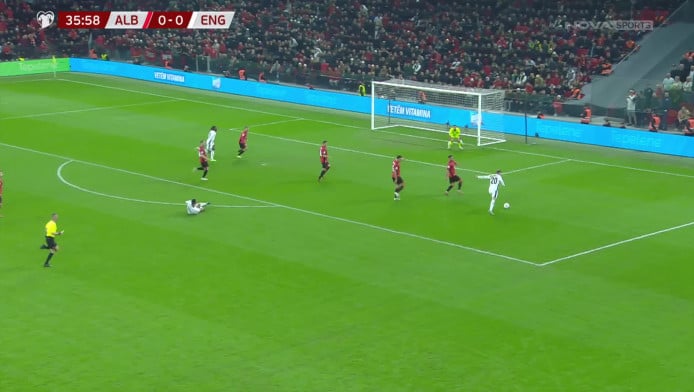 Εκπληκτική επέμβαση του Στρακόσια! (ΒΙΝΤΕΟ)