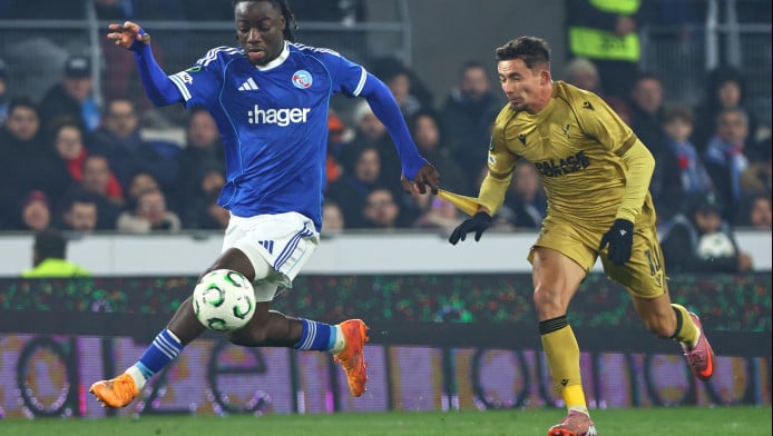 Η Στρασμπούρ "ξέρανε" την Κρίσταλ Πάλας - Κορυφή με Σάμσουνσπορ