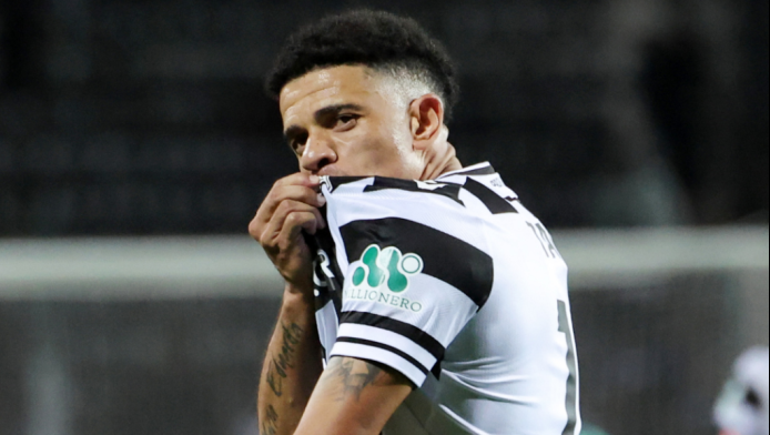 Το... φωνάζουν για Τάισον: "Αγαπάει τον ΠΑΟΚ, μοιάζει με τον Ροντινέι"