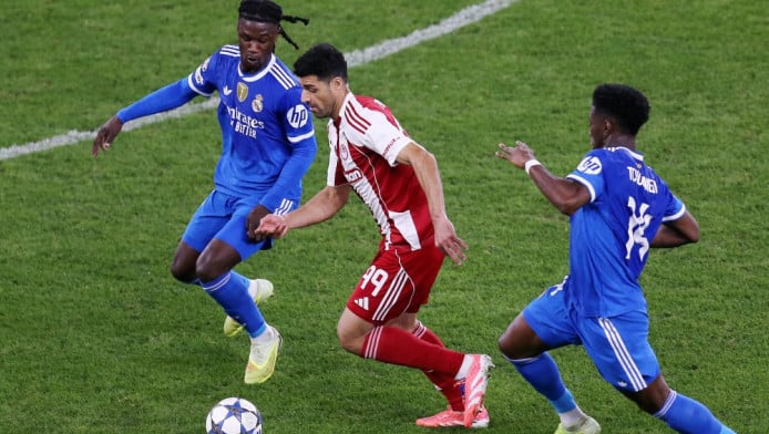 Σκοράρει ο Ελ Κααμπί!Live: Ολυμπιακός - Ρεάλ 3-4 (ΒΙΝΤΕΟ)