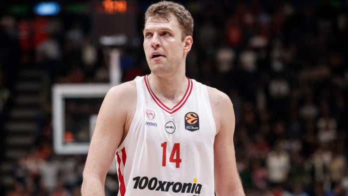 Η ήττα-θρίλερ του Ολυμπιακού και το άστοχο σουτ του μοιραίου Βεζένκοφ (Hls)