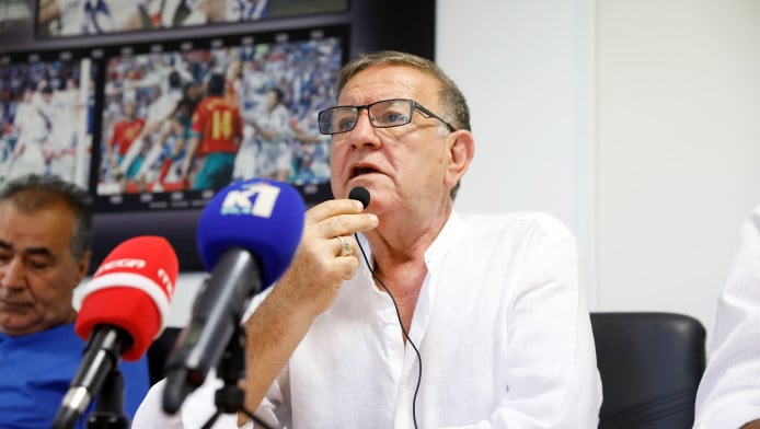 Σπάθας κατά Λανουά: "Προκλητικοί και ανίκανοι - Πλυντήριο ξεπλύματος"!