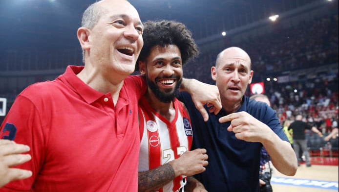 Συνάντηση με τους Αγγελόπουλους ζητάει ο Ντόρσεϊ στον Ολυμπιακό!