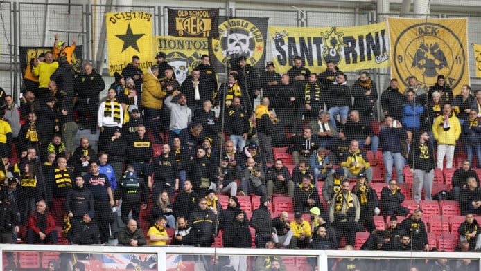 Πήραν θέση οι οπαδοί της ΑΕΚ στη Σαμψούντα! (ΦΩΤΟ)