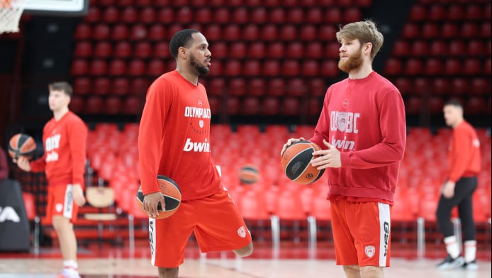 Ολυμπιακός - Βιλερμπάν: Τι ώρα είναι το τζάμπολ και το κανάλι του αγώνα