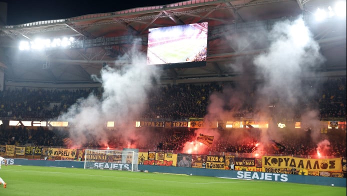 Οργή στη Φιλαδέλφεια! Ο Φωτιάς ακύρωσε το γκολ- LIVE: ΑΕΚ-ΟΦΗ 0-1 (ΒΙΝΤΕΟ)