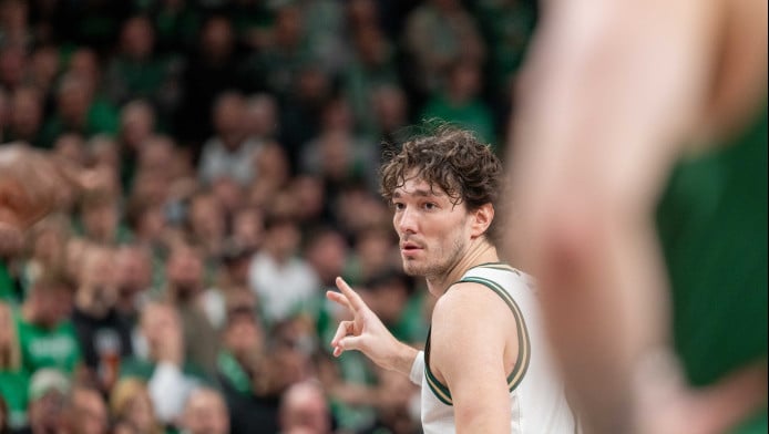 Όσμαν: «Προσπάθησε να με ξυπνήσει στο ημίχρονο ο κοουτς και το κατάφερε»!