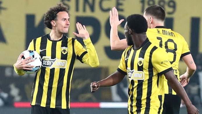 Καλές γιορτές η ΑΕΚ - Από κοντά Ολυμπιακός, ΠΑΟΚ - Χάνεται ο Παναθηναϊκός