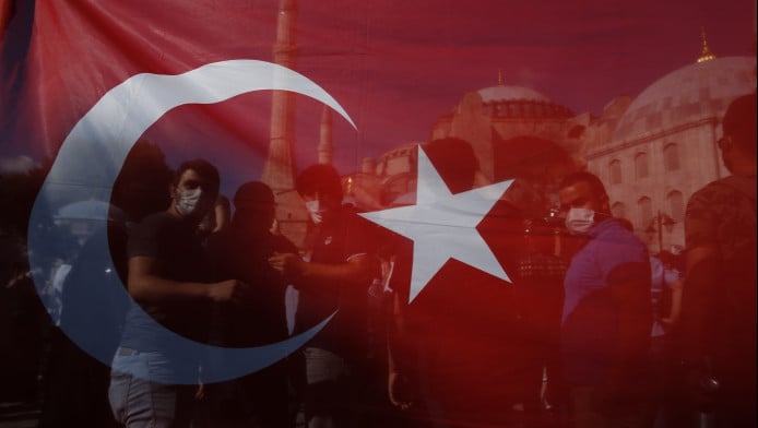 Σκάνδαλο κακοποίησης ανήλικης στη Βουλή της Τουρκίας!