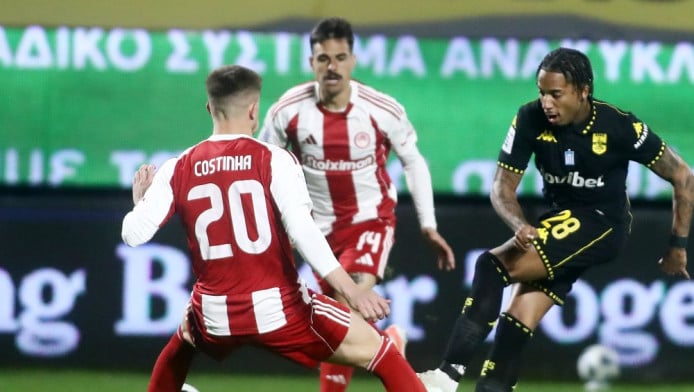 Ευκαιρίες και για τους δύο-Live: Άρης - Ολυμπιακός 0-0 (ΒΙΝΤΕΟ)