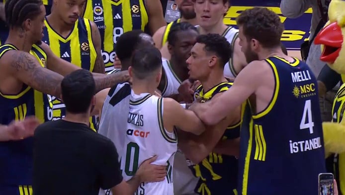 Για αυτό πιάστηκαν στα χέρια Γκραντ και Μπόλντγουιν (ΒΙΝΤΕΟ)