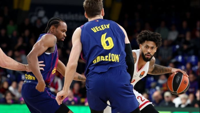 Ψάχνει μεγάλη ανατροπή στο φινάλε - Live: Μπαρτσελόνα - Ολυμπιακός (vid)