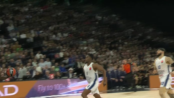 Απίθανη τάπα του Μπομπουά - Πού πήδηξε (ΒΙΝΤΕΟ)