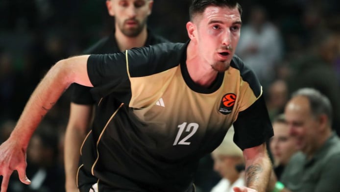 Δεν παίζει μόνος ο Ολυμπιακός για Ντε Κολό - "Τον παρακολουθούν πολλοί"