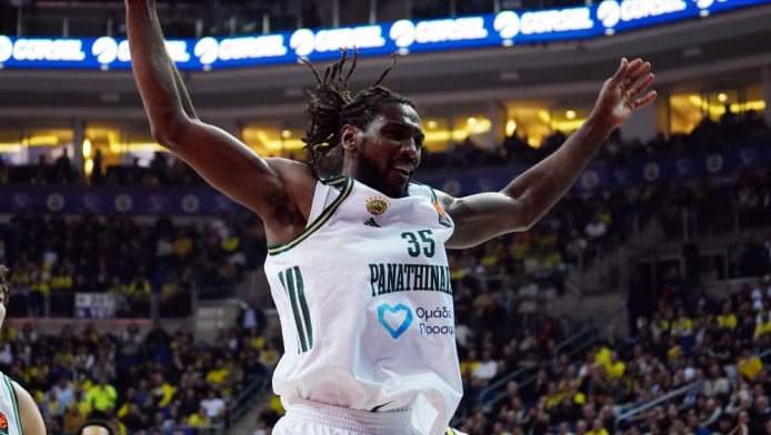 Μετά τη μεγάλη νίκη επί της Φενέρ: Τι γίνεται με τον ψηλό στον Παναθηναϊκό