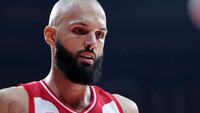 Σύνθημα αντεπίθεσης Φουρνιέ: "Το πιο βαθύ σκοτάδι είναι πριν την αυγή"