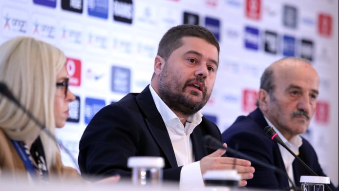 Απάντηση από ΑΕΚ σε Γκαγκάτση! "Γελάνε τα παρδαλά κατσίκια"