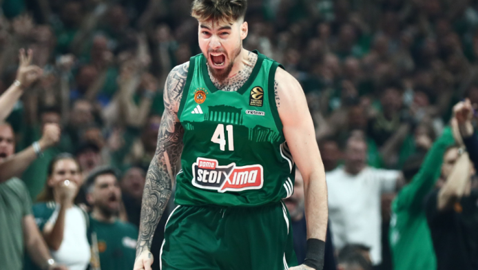 Μήνυμα Χουνάτσο σε κόσμο ενόψει Μακάμπι (vid)