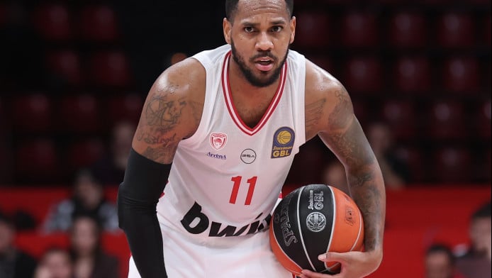 Πρώτη ατάκα Μόντε Μόρις για Ολυμπιακό - "Ξύπνησα στις 7 το πρωί"!