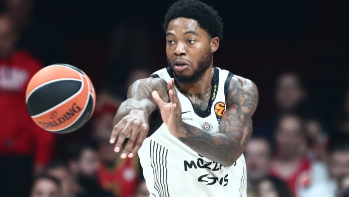 Θρίλερ με Τζόουνς! Πόσα χρήματα ζητούν από Ολυμπιακό - Αντίπαλος η Ντουμπάι