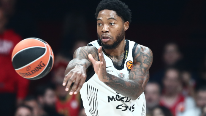 Ξέσπασε πρώην παίκτης του ΠΑΟ για Ταϊρίκ Τζόουνς: "Πάρτε τον από εκεί"