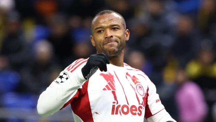 Γιατί ο Ελ Κααμπί το… σκέφτεται για να φύγει και τι ζητάει από τους Άραβες!