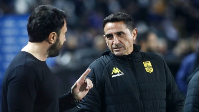 Τρελάθηκε ο Καρυπίδης μετά τον ΠΑΟ! Οργισμένο τηλέφωνο σε Χιμένεθ 