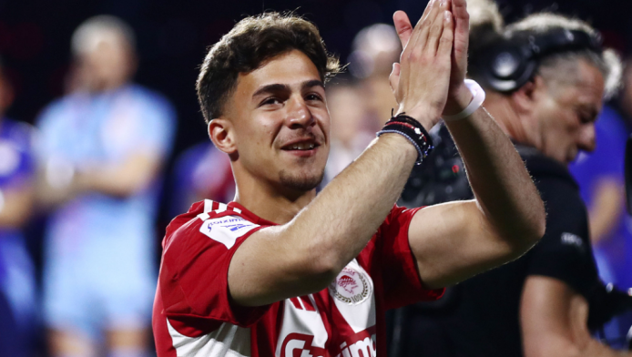 Αποθέωσε Κωστούλα ο τεχνικός της Μπράιτον - Η ατάκα για την εξέλιξή του