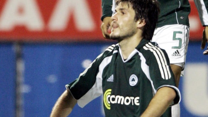 Απίστευτη σύρραξη: Ο Ηλίας Κώτσιος έριξε κουτουλιά σε ποδοσφαιριστή! (Vid)