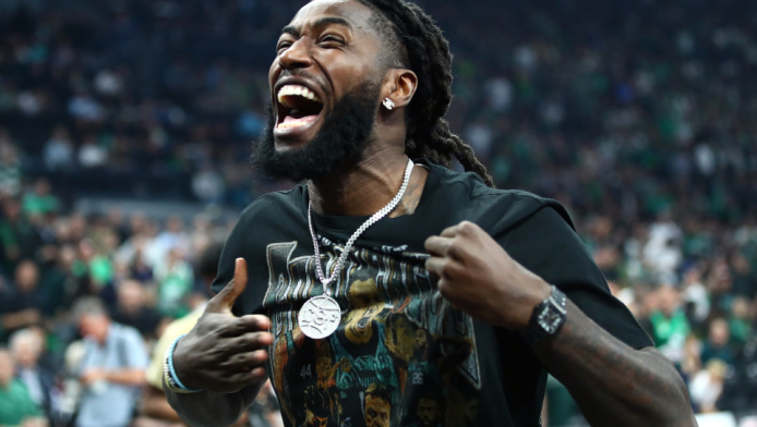 Παράνοια με Λεσόρ! Ανέβηκε στο αυτοκίνητο και τραγούδησε "βουντού-βουντού"