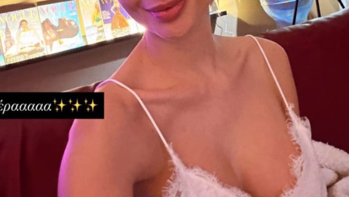 Μας “θάμπωσε” Ελληνίδα τραγουδίστρια – Έτσι καλημέρισε τους φίλους της