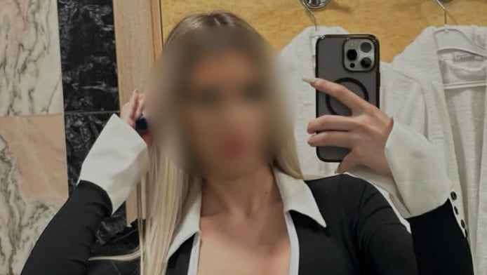 Ελληνίδα μοντέλο δεν άφησε τίποντα στη φαντασία - Δείτε την ΦΩΤΟ