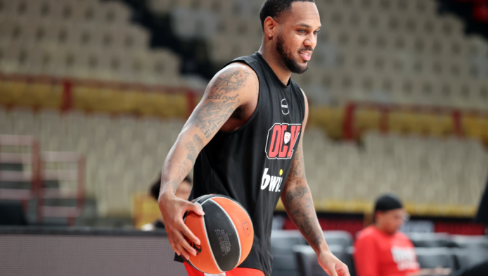 Δηλώθηκε στη GBL ο Μόρις - Ποιος παίκτης του Ολυμπιακού έμεινε εκτός